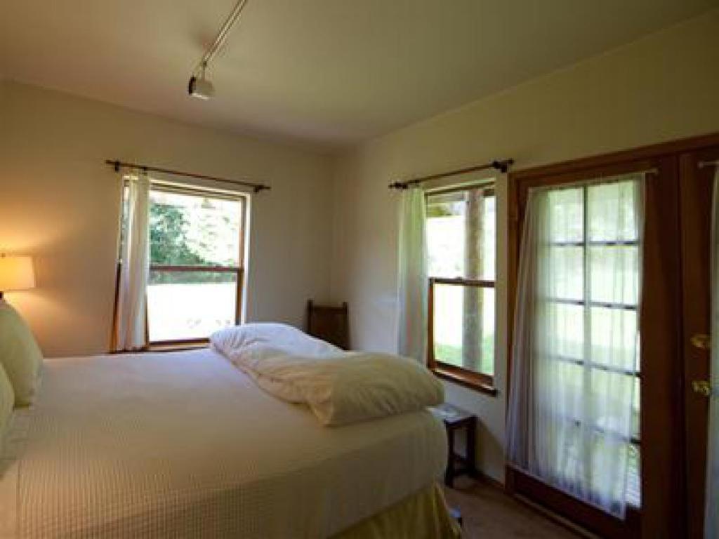 Nettles Farm Lummi Island Exterior foto
